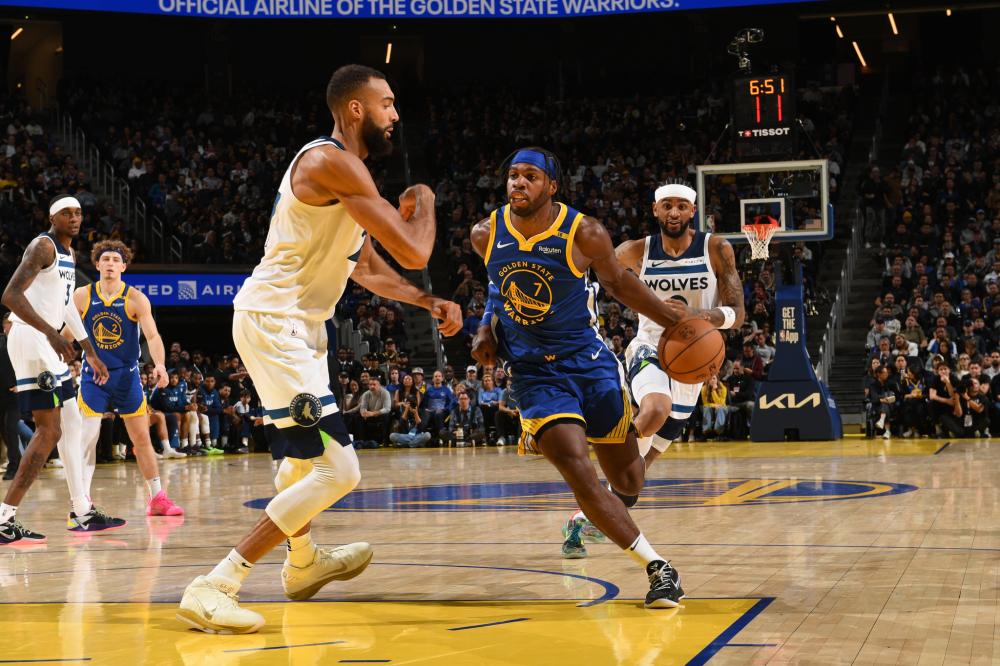 2个篮板 2个篮板