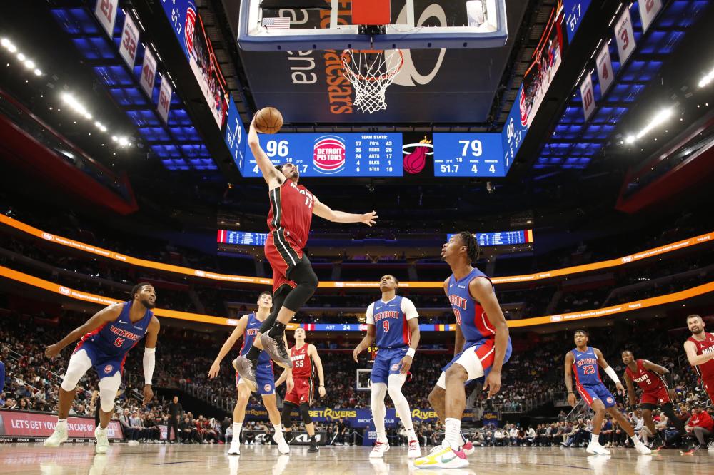 球场表现 球场表现